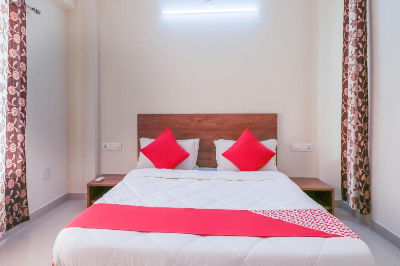 Dwārka Oyo 63903 Hotel Shree Ram Villa المظهر الخارجي الصورة